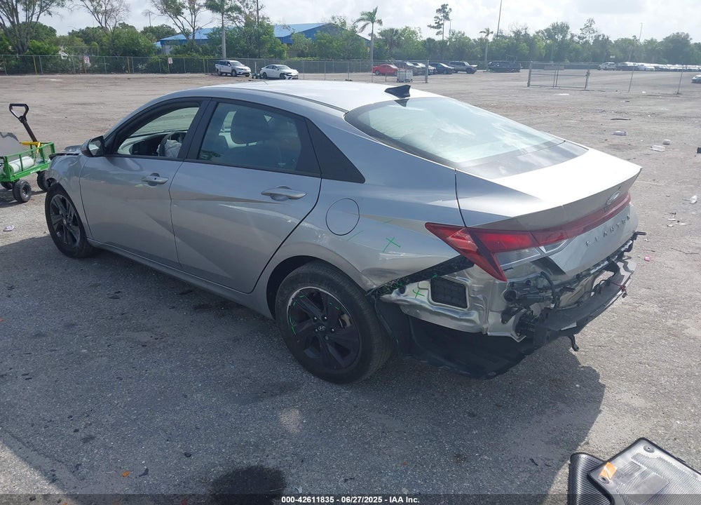 2023 HYUNDAI ELANTRA VIN: 5NPLM4AG8PH090614