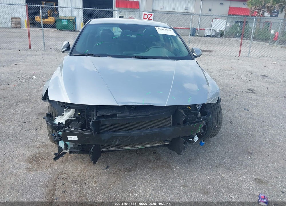 2023 HYUNDAI ELANTRA VIN: 5NPLM4AG8PH090614