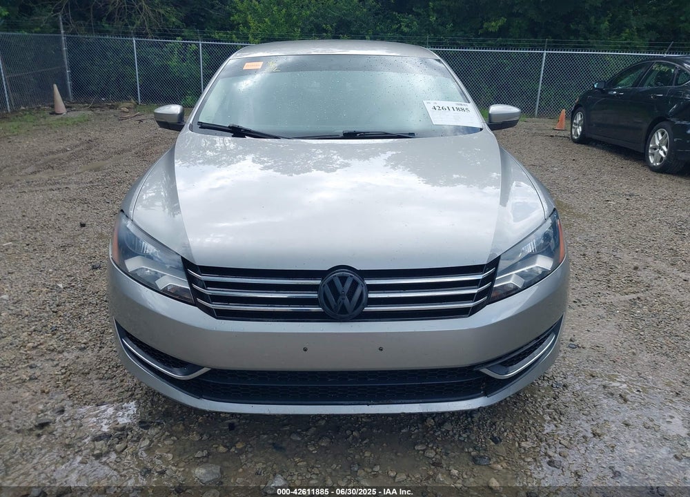 2012 VOLKSWAGEN PASSAT VIN: 1VWBP7A38CC104743