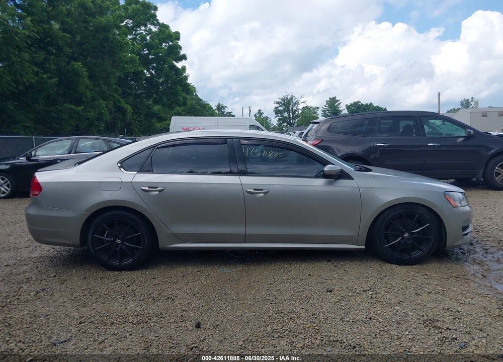 2012 VOLKSWAGEN PASSAT VIN: 1VWBP7A38CC104743