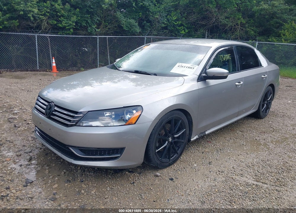 2012 VOLKSWAGEN PASSAT VIN: 1VWBP7A38CC104743