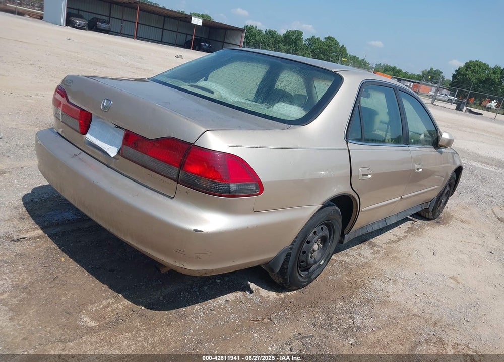 2001 HONDA ACCORD 2.3 LX VIN: 1HGCG66541A001969