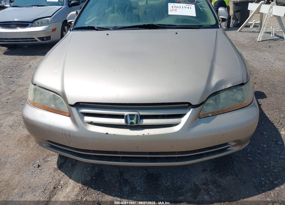 2001 HONDA ACCORD 2.3 LX VIN: 1HGCG66541A001969