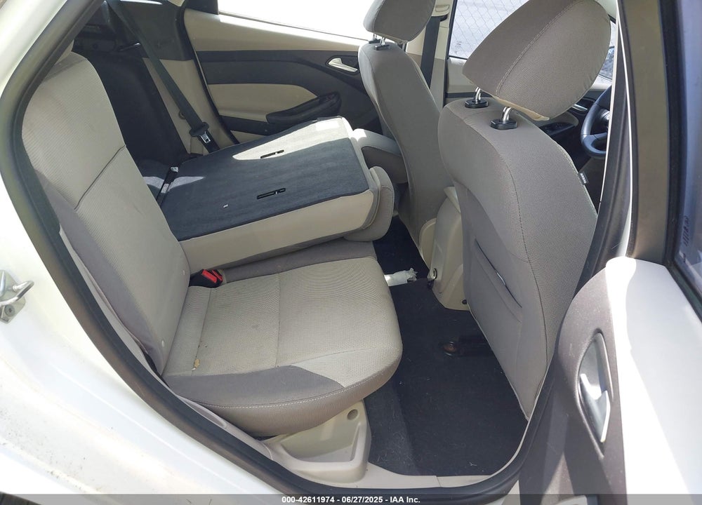 2014 FORD FOCUS VIN: 1FADP3K2XEL387343