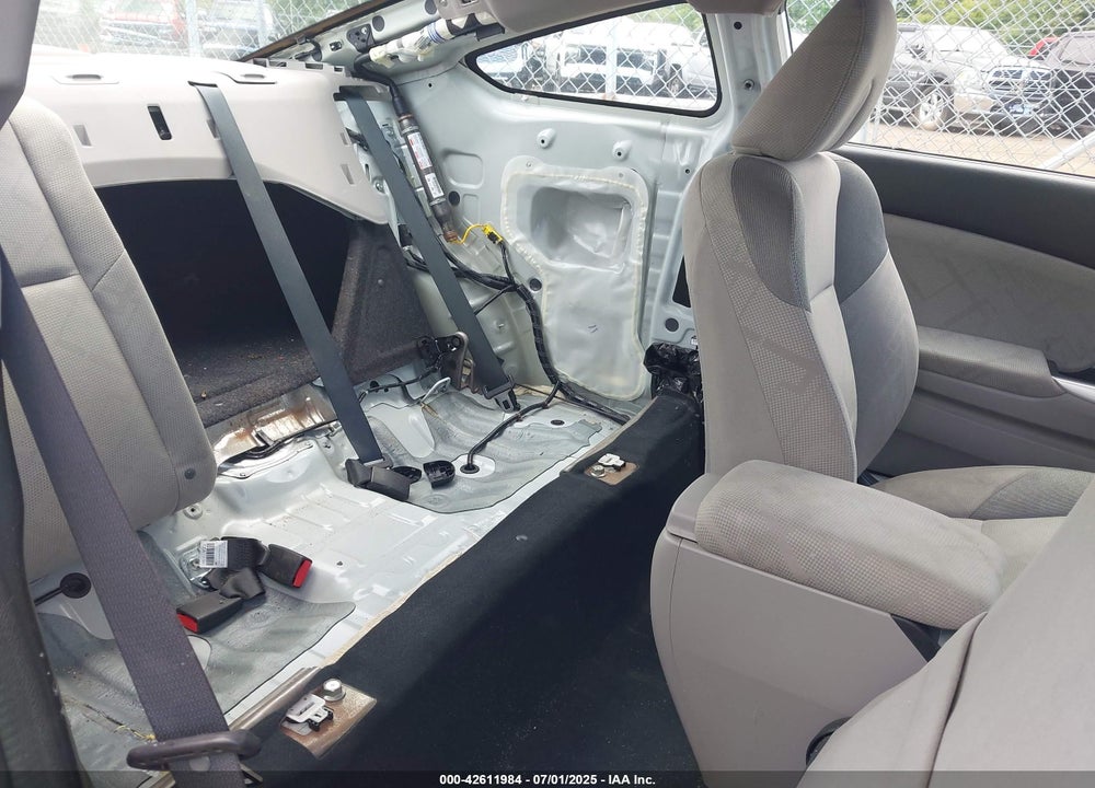 2013 HONDA CIVIC VIN: 2HGFG3B82DH529785