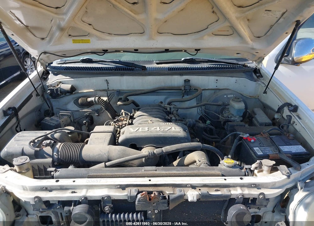 2005 TOYOTA TUNDRA SR5 V8 VIN: 5TBET341X5S465769