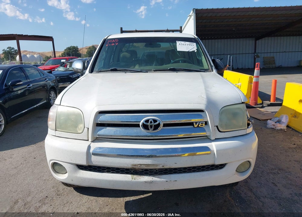 2005 TOYOTA TUNDRA SR5 V8 VIN: 5TBET341X5S465769
