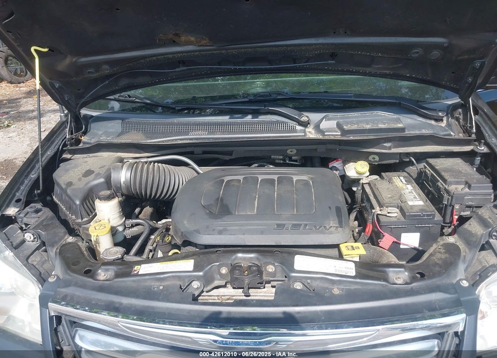 2013 CHRYSLER TOWN & COUNTRY TOURING VIN: 2C4RC1BG3DR526584