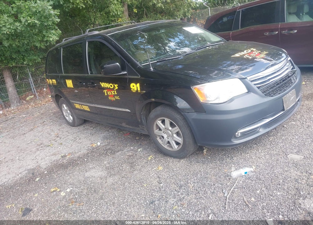 2013 CHRYSLER TOWN & COUNTRY TOURING VIN: 2C4RC1BG3DR526584