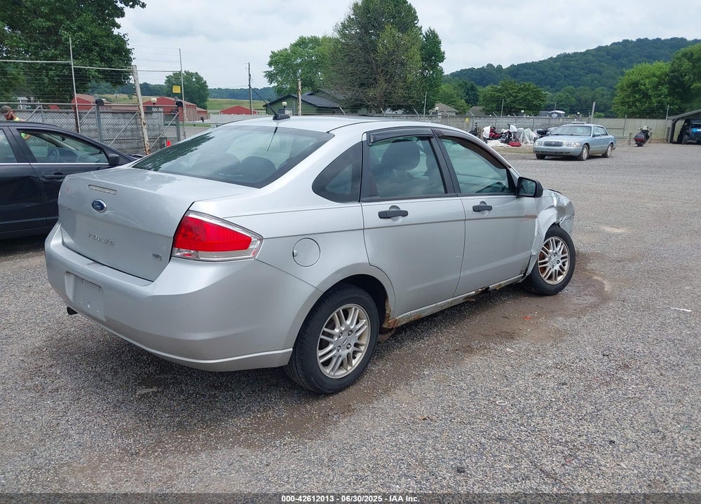 2011 FORD FOCUS VIN: 1FAHP3FN1BW194689