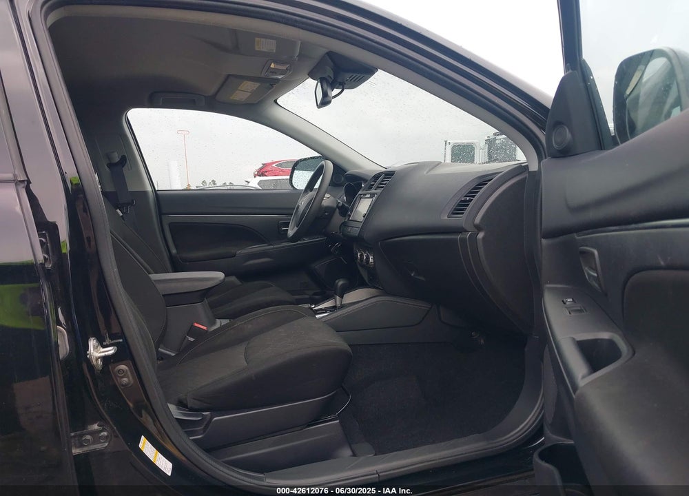 2021 MITSUBISHI OUTLANDER SPORT VIN: JA4APUAU7MU028461