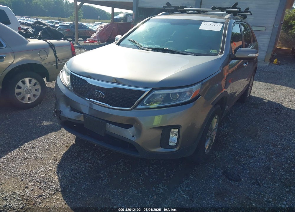 2015 KIA SORENTO VIN: 5XYKTCA63FG586443