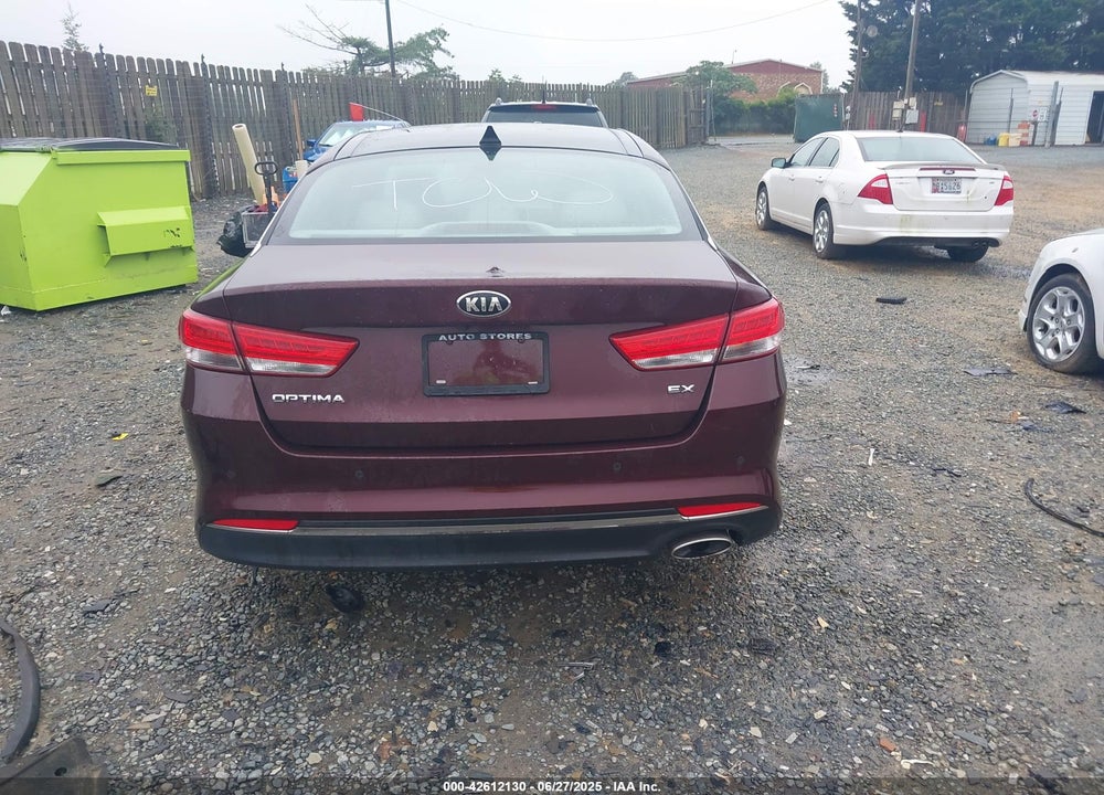2016 KIA OPTIMA VIN: 5XXGU4L33GG098577