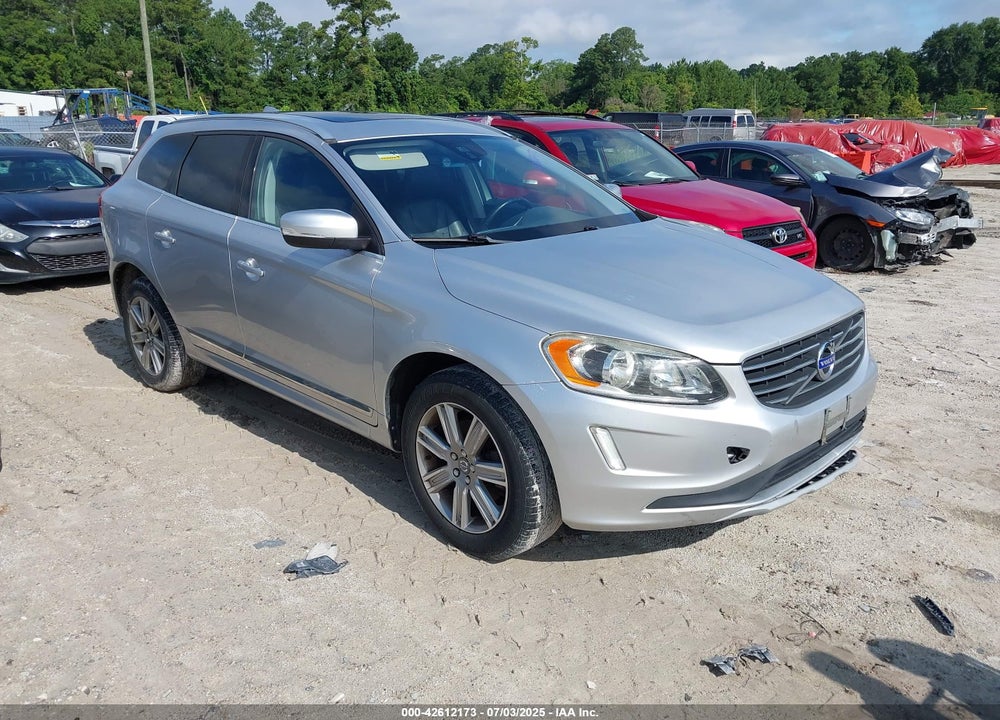 2017 VOLVO XC60 T5 INSCRIPTION VIN: YV440MDU7H2006610