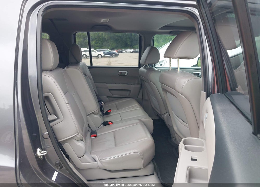 2014 HONDA PILOT VIN: 5FNYF4H57EB034440