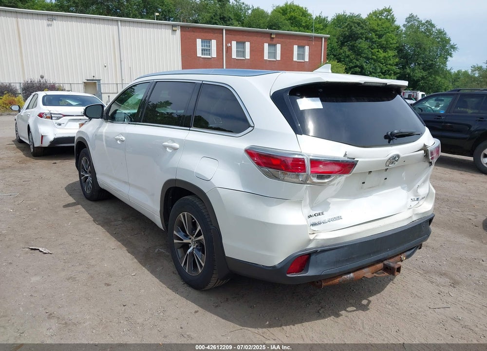 2016 TOYOTA HIGHLANDER VIN: 5TDJKRFHXGS250711