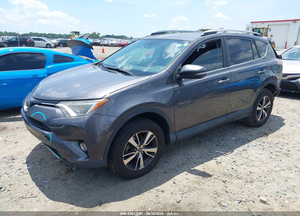 2018 TOYOTA RAV4 VIN: 2T3WFREV9JW446324