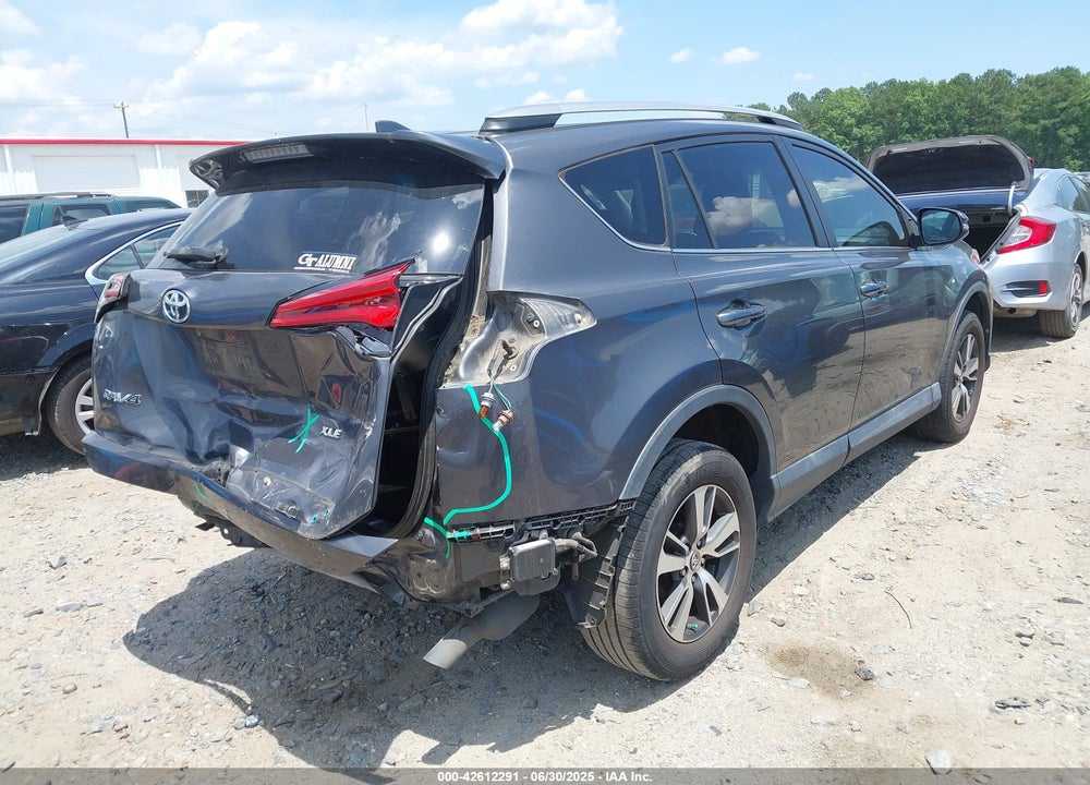 2018 TOYOTA RAV4 VIN: 2T3WFREV9JW446324