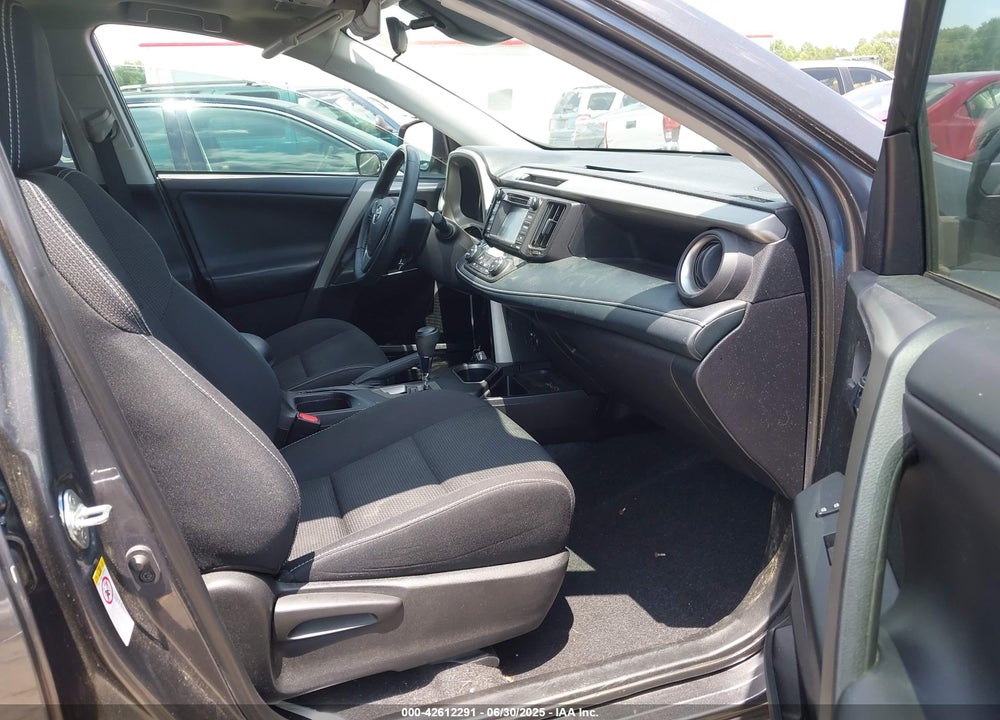 2018 TOYOTA RAV4 VIN: 2T3WFREV9JW446324