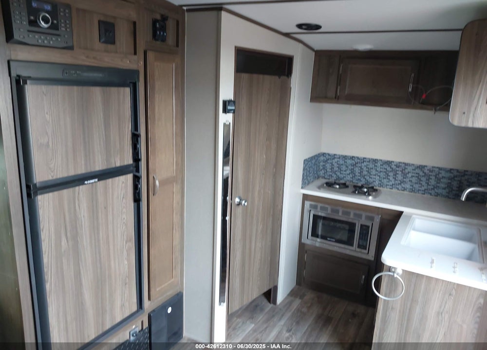 2018 RIVERSIDE RPM 18FK VIN: 521BT2120JP016593