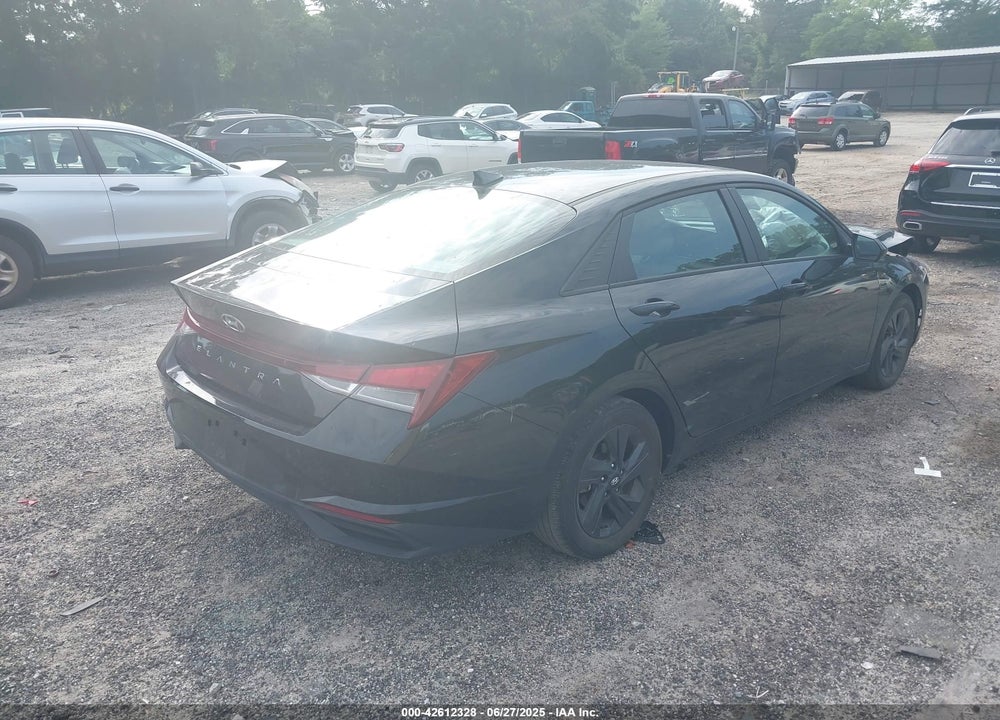 2023 HYUNDAI ELANTRA SEL VIN: KMHLM4AG3PU576412