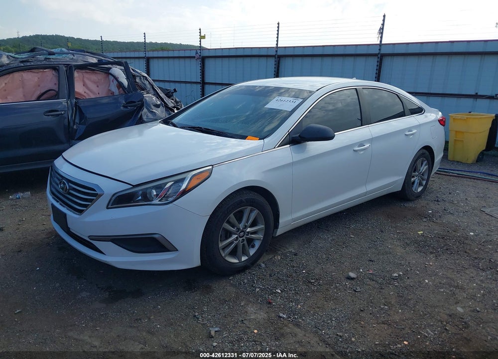 2016 HYUNDAI SONATA VIN: 5NPE24AF1GH312982