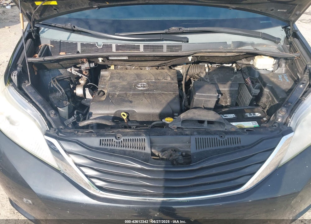 2015 TOYOTA SIENNA L 7 PASSENGER VIN: 5TDZK3DC3FS598131
