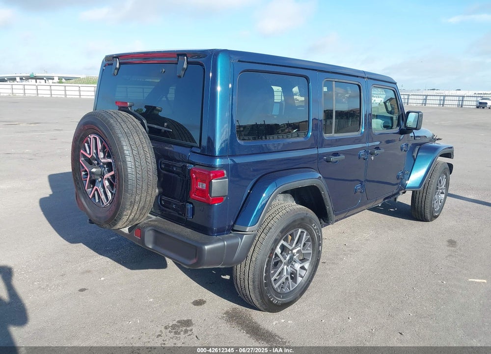 2025 JEEP WRANGLER 4-DOOR SAHARA 4X4 VIN: 1C4PJXEN9SW529245