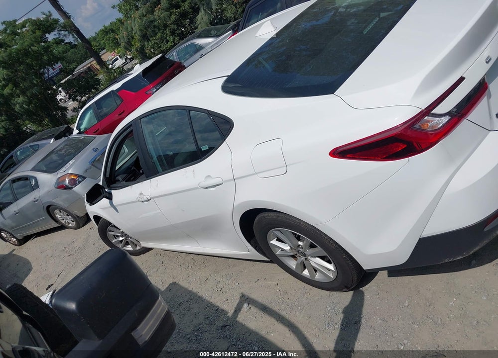 2025 TOYOTA CAMRY LE VIN: 4T1DAACK5SU513317