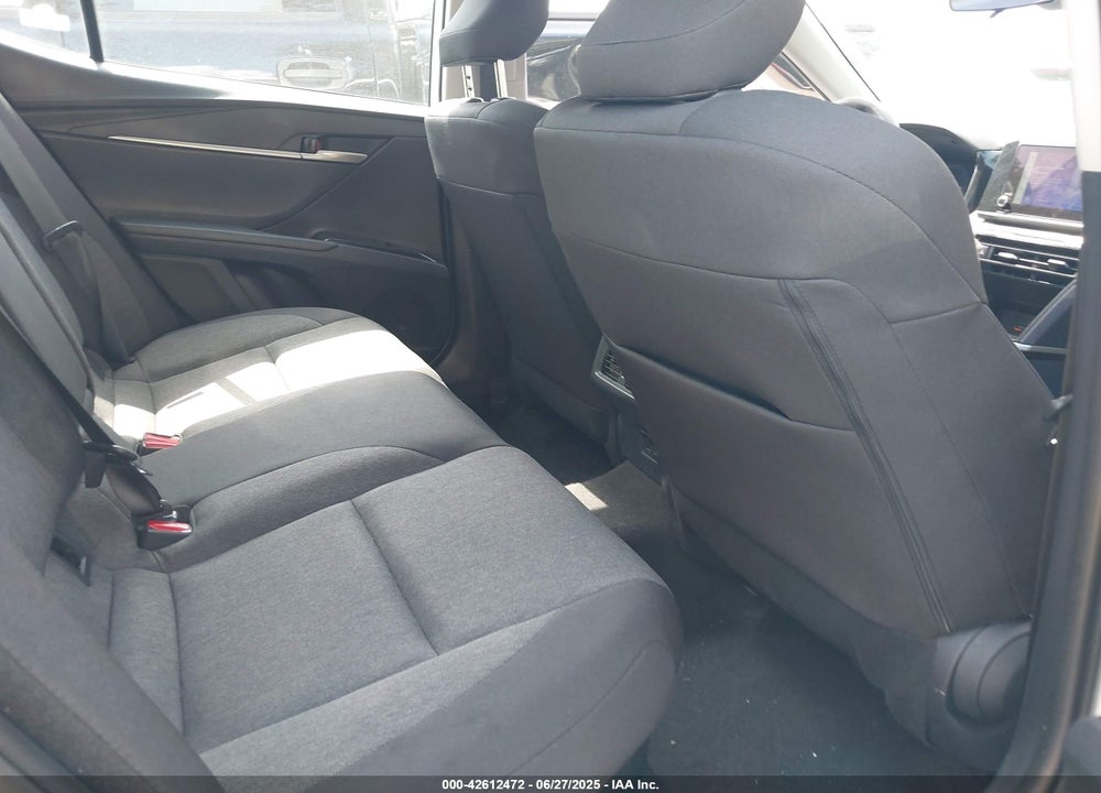 2025 TOYOTA CAMRY LE VIN: 4T1DAACK5SU513317