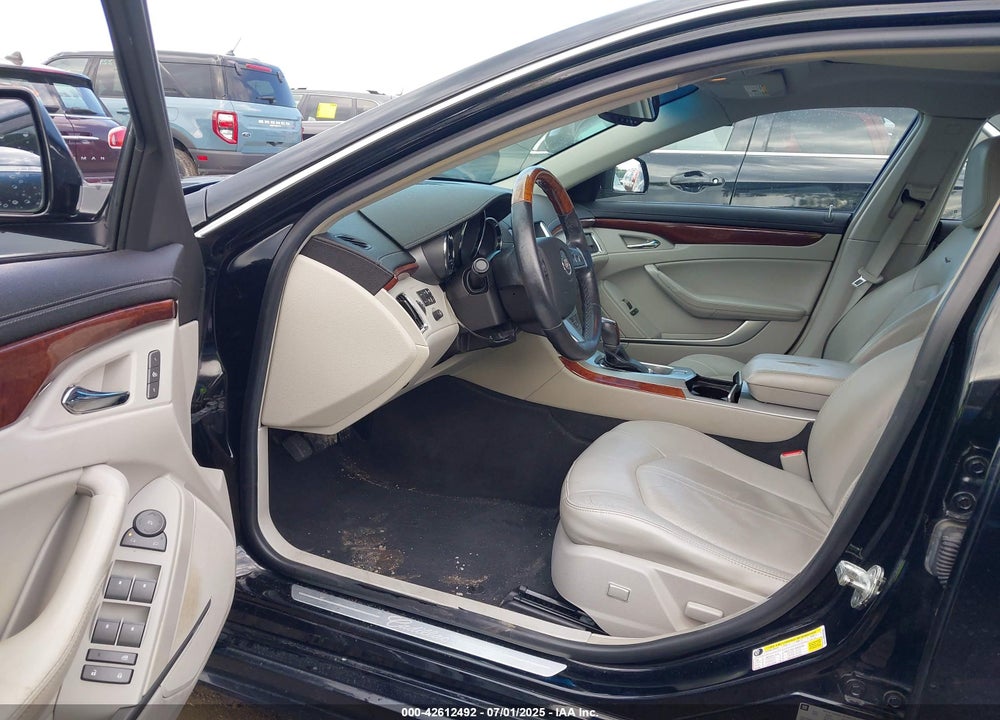 2010 CADILLAC CTS LUXURY VIN: 1G6DG5EG6A0112922