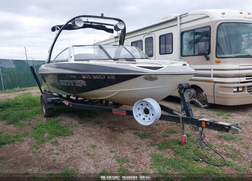 2008 MALIBU WAKESETTER VIN: MB2F7266H708