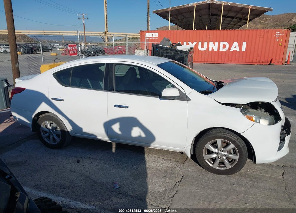 2014 NISSAN VERSA 1.6 SV VIN: 3N1CN7AP3EL823537