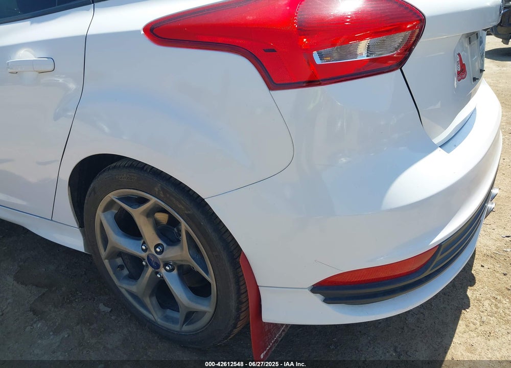 2017 FORD FOCUS ST VIN: 1FADP3L98HL260705