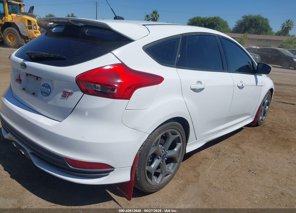2017 FORD FOCUS ST VIN: 1FADP3L98HL260705