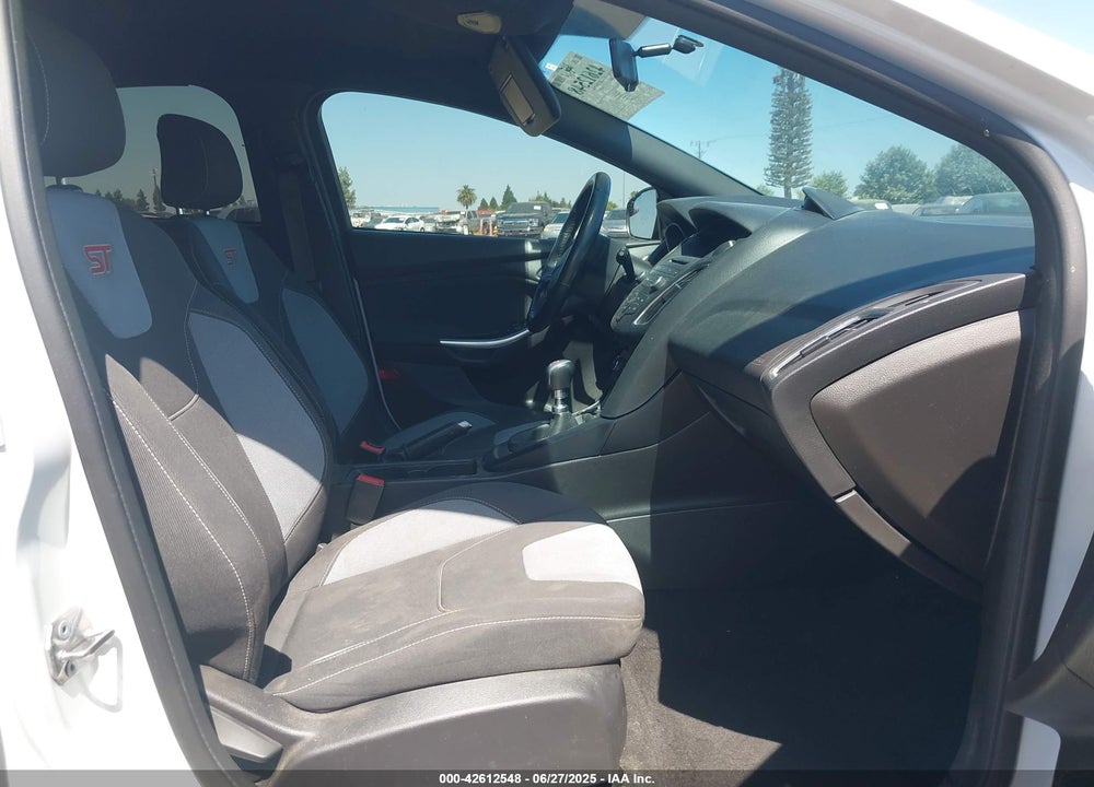 2017 FORD FOCUS ST VIN: 1FADP3L98HL260705