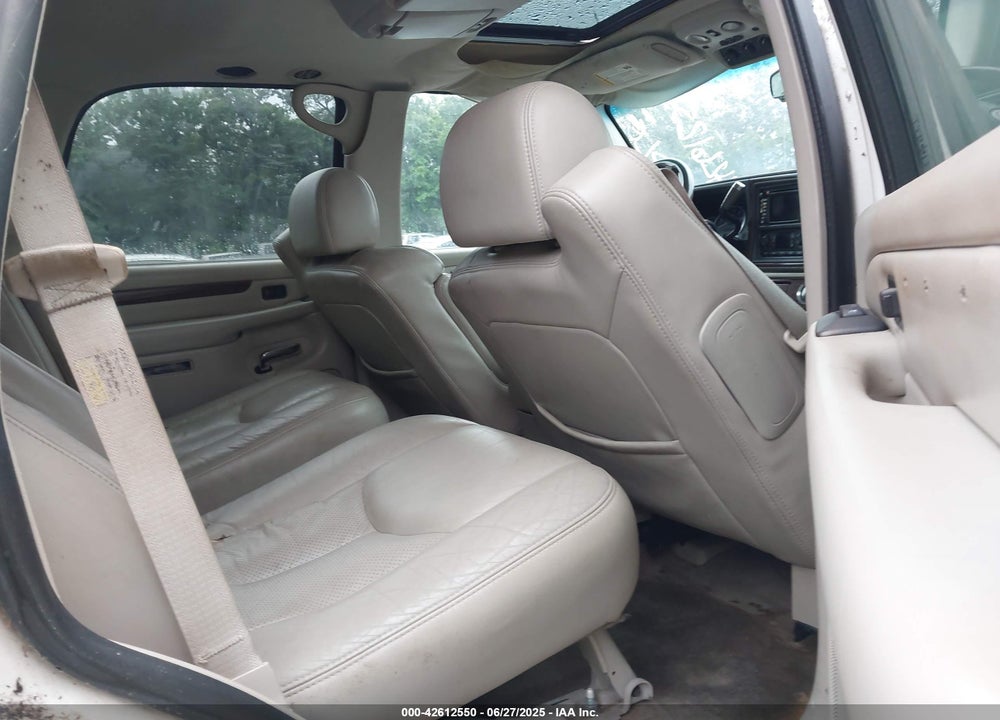 2004 CADILLAC ESCALADE STANDARD VIN: 1GYEK63N94R312811