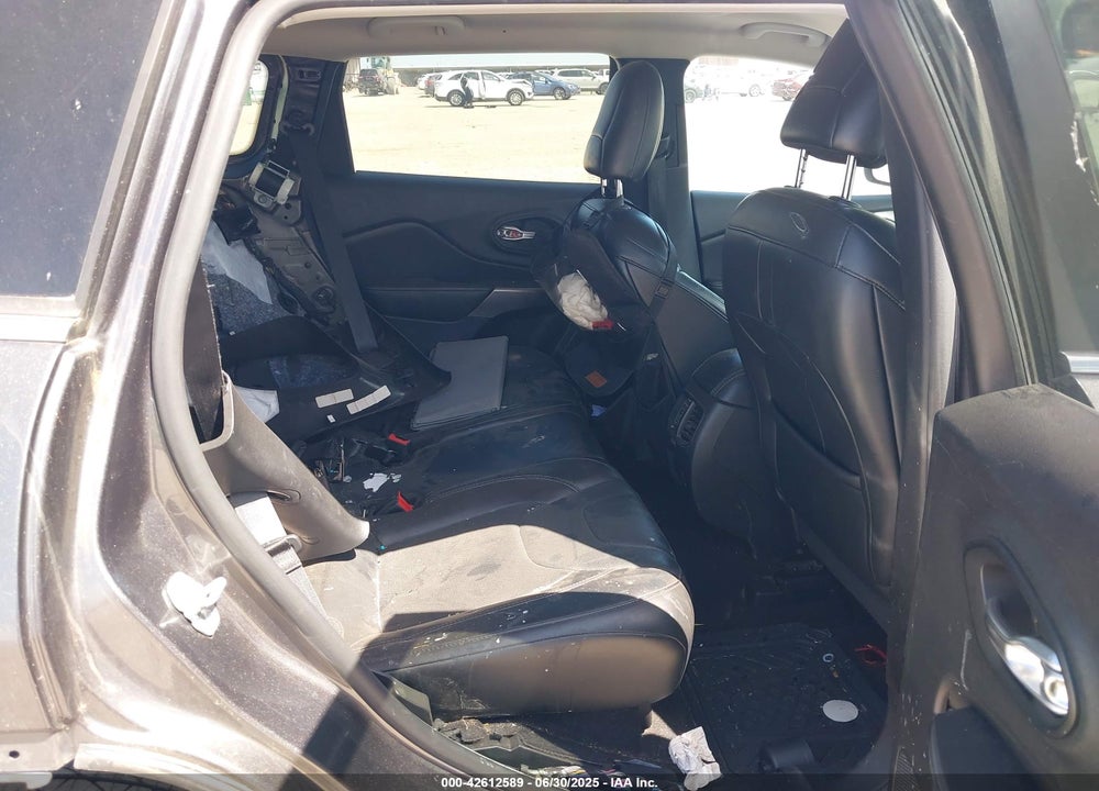 2019 JEEP CHEROKEE VIN: 1C4PJMDXXKD444699