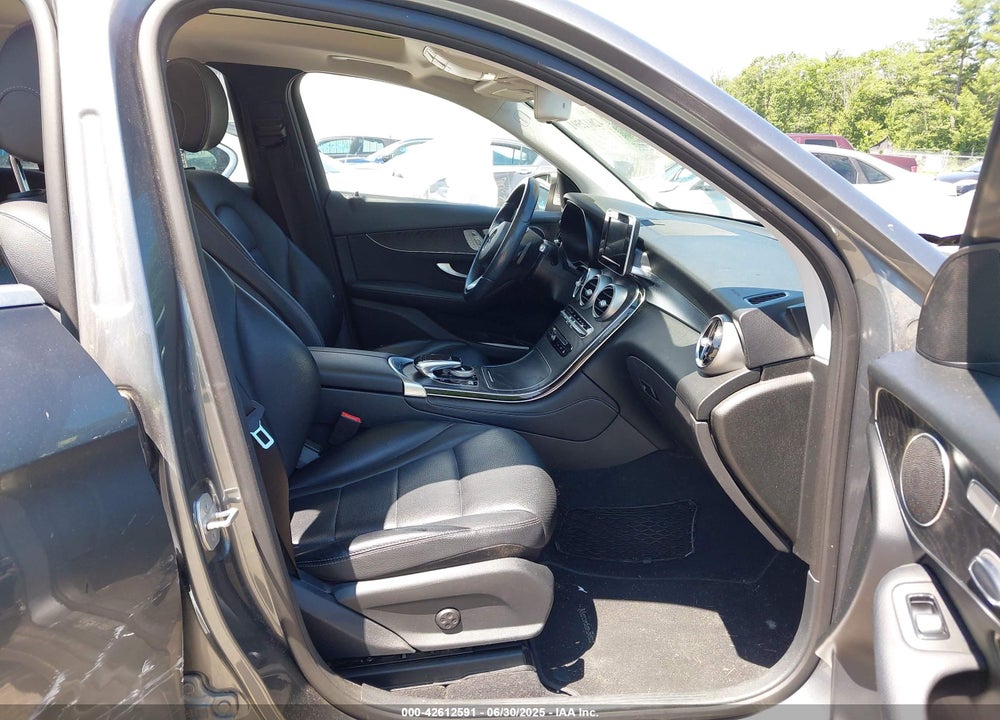 2016 MERCEDES-BENZ GLC CLASS VIN: WDC0G4KB5GF059466