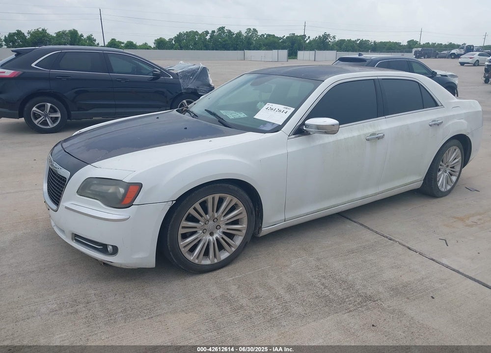 2013 CHRYSLER 300C VIN: 2C3CCAET9DH743257