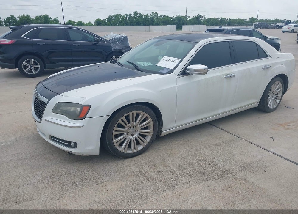 2013 CHRYSLER 300C VIN: 2C3CCAET9DH743257