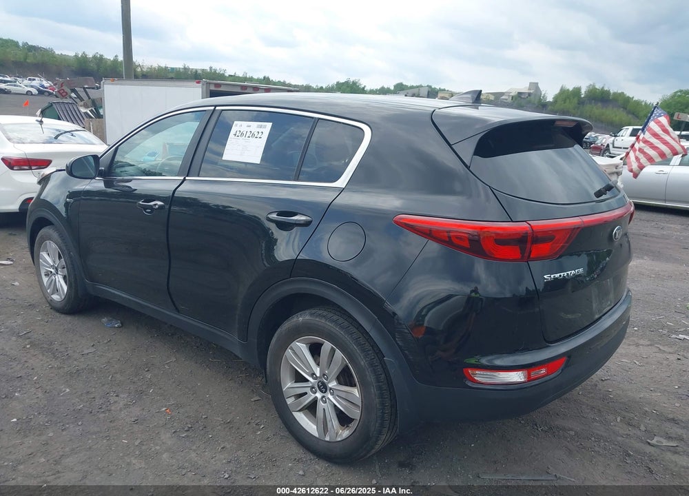 2018 KIA SPORTAGE LX VIN: KNDPMCAC4J7486639