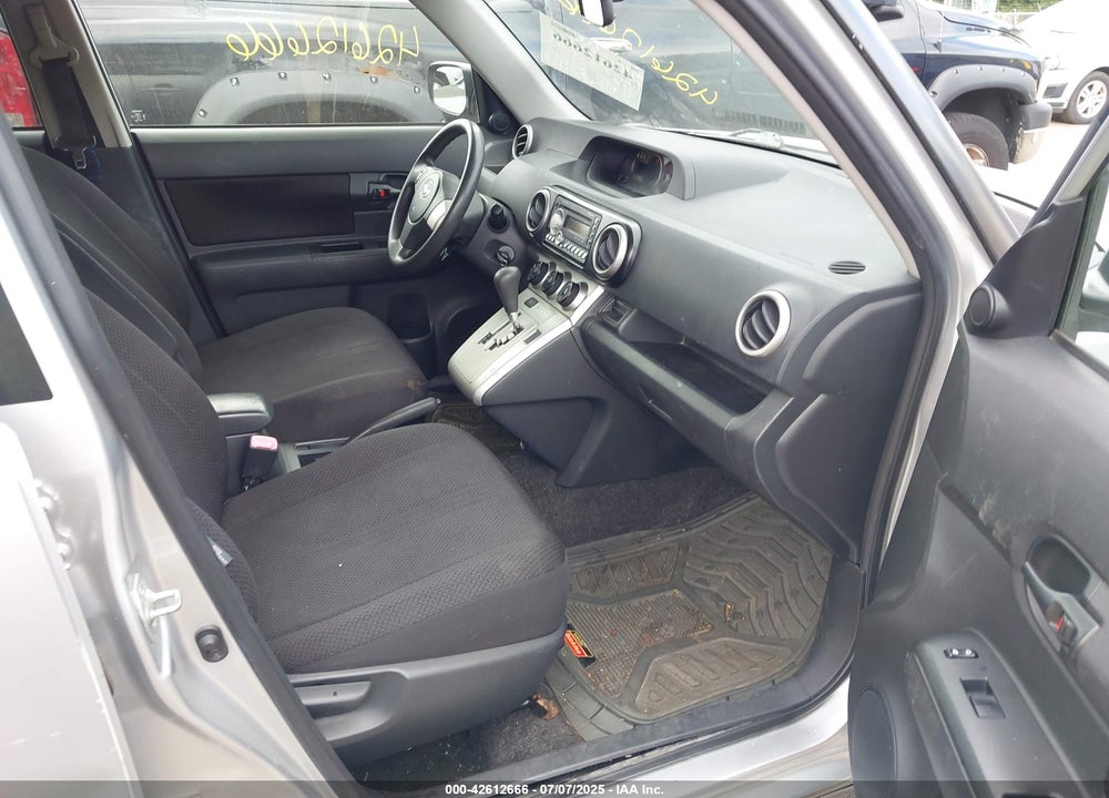 2010 SCION XB VIN: JTLZE4FEXA1106412
