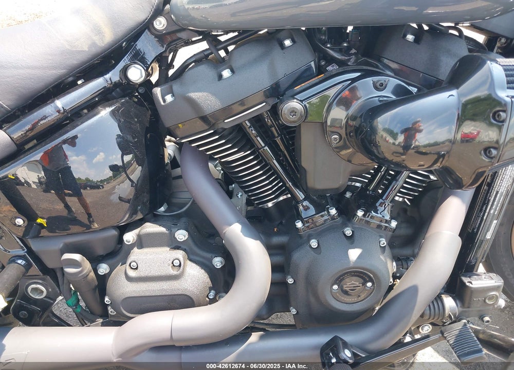 2022 HARLEY-DAVIDSON FXLRS VIN: 1HD1YWZ15NB066176