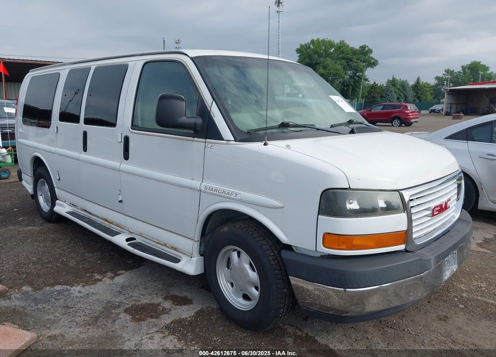 2003 GMC SAVANA CUTAWAY STANDARD/STANDARD W/C7L/C7N VIN: 1GDFG15T131174880