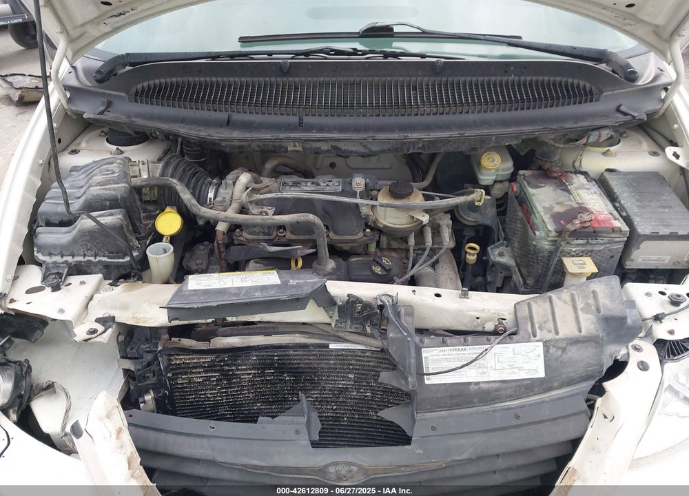 2007 CHRYSLER TOWN & COUNTRY VIN: 1A4GJ45R37B215178