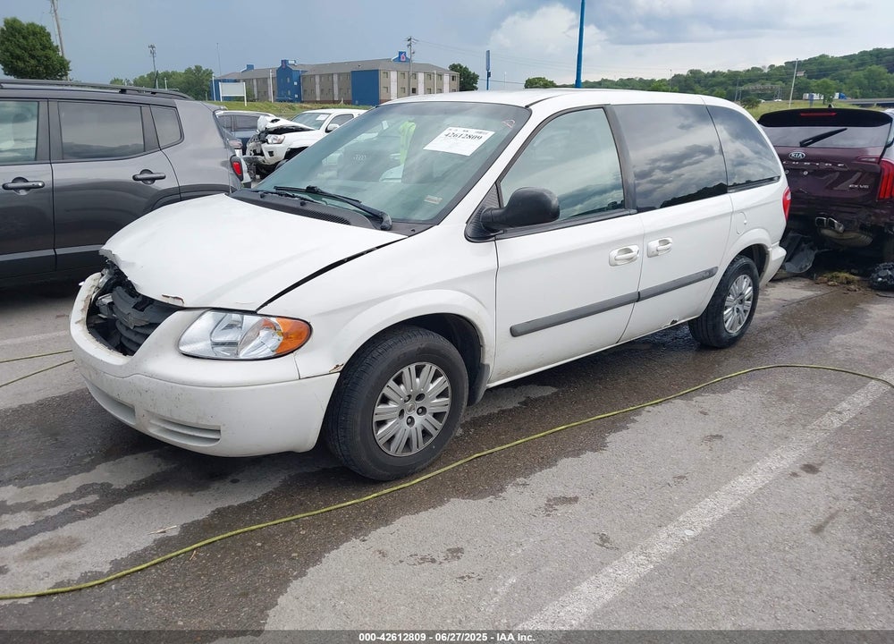 2007 CHRYSLER TOWN & COUNTRY VIN: 1A4GJ45R37B215178