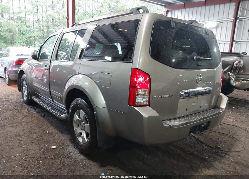 2005 NISSAN PATHFINDER SE VIN: 5N1AR18U55C706261