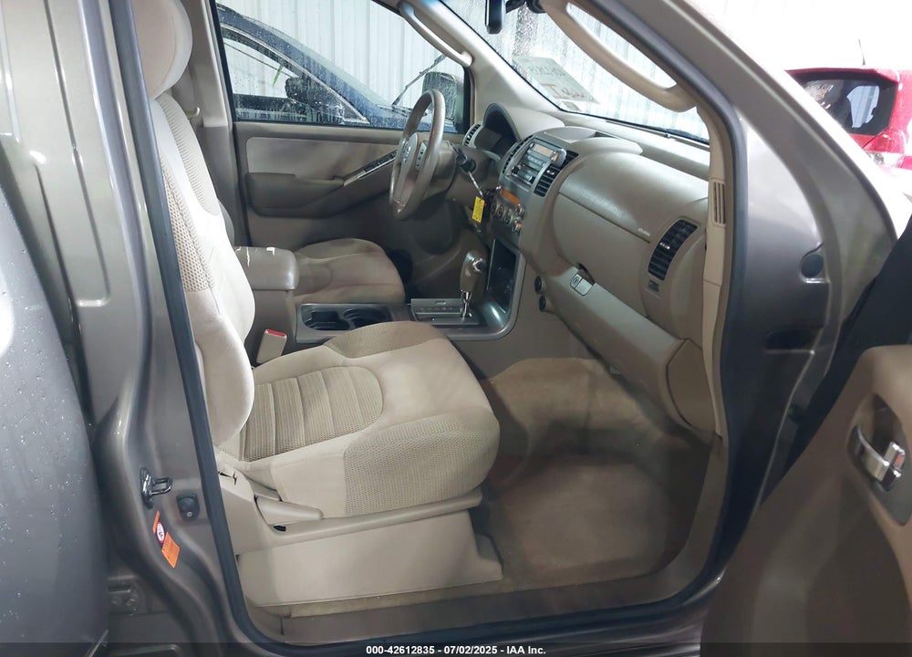 2005 NISSAN PATHFINDER SE VIN: 5N1AR18U55C706261
