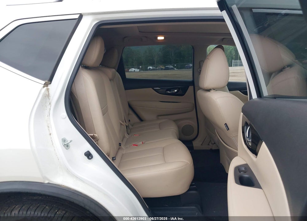 2018 NISSAN ROGUE VIN: JN8AT2MV9JW350601